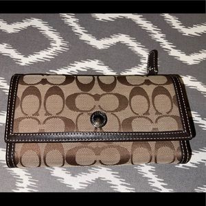 Coach wallet